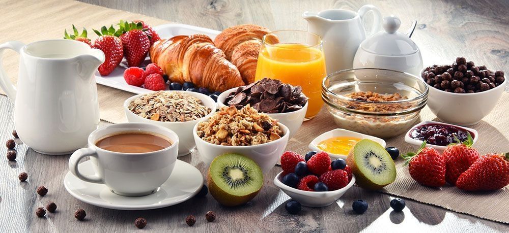 Reichhaltiges Frühstück